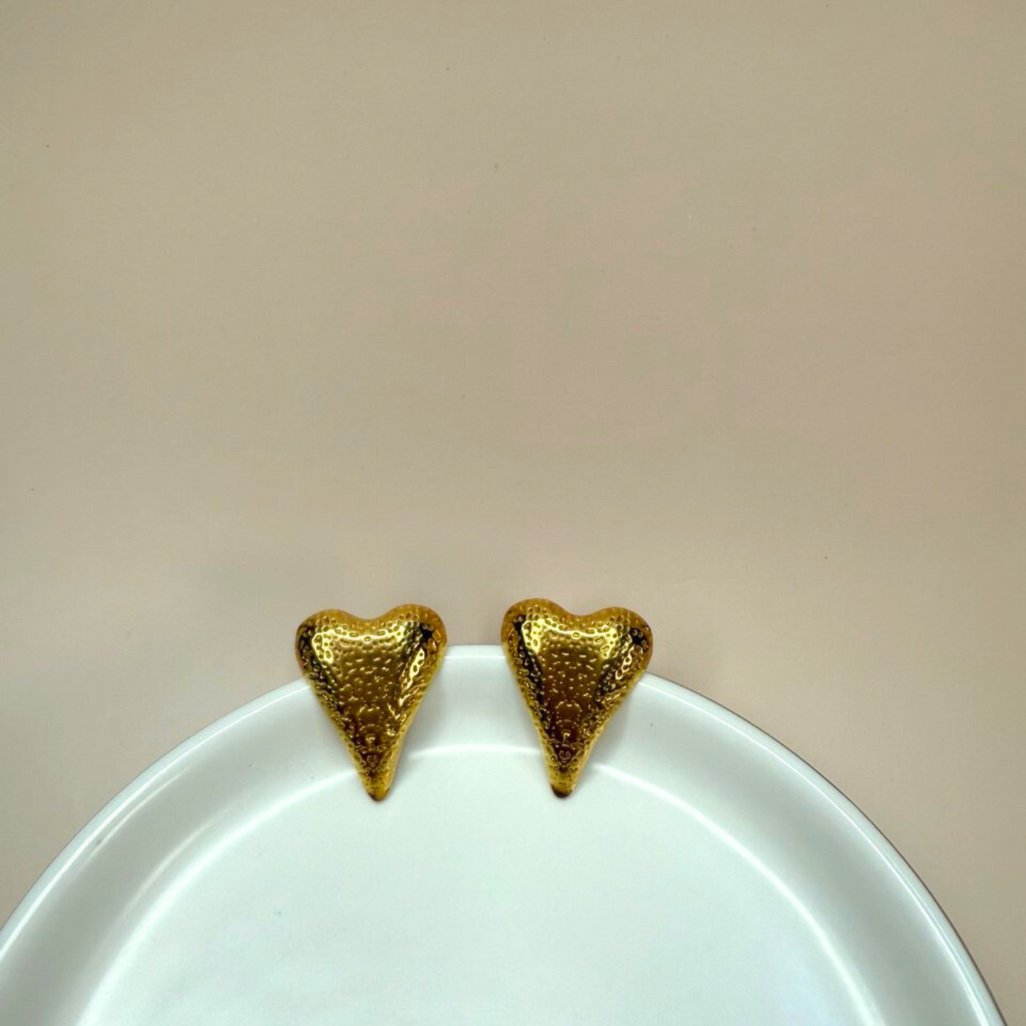 Amore Studs