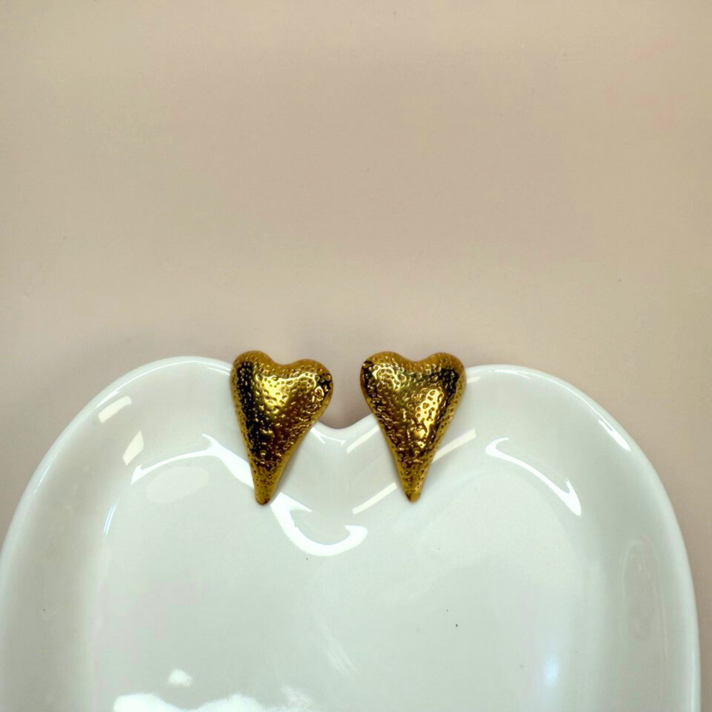 Amore Studs