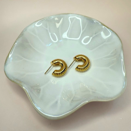 Ribbed Mini Hoops